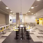 Готель Premiere Classe Centrum