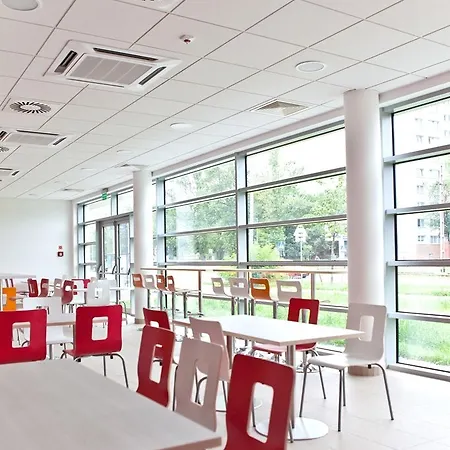 Отель Premiere Classe Centrum