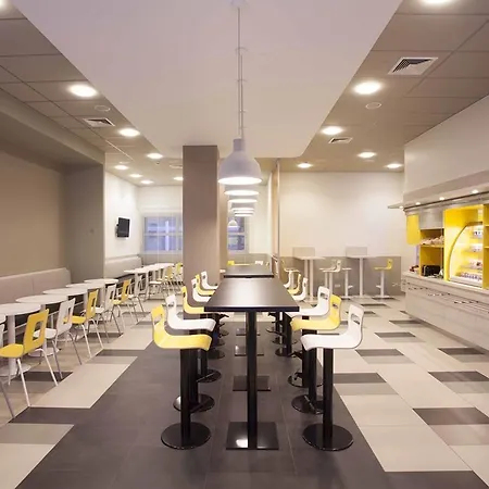 Отель Premiere Classe Centrum