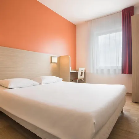 Premiere Classe Centrum Hotel *